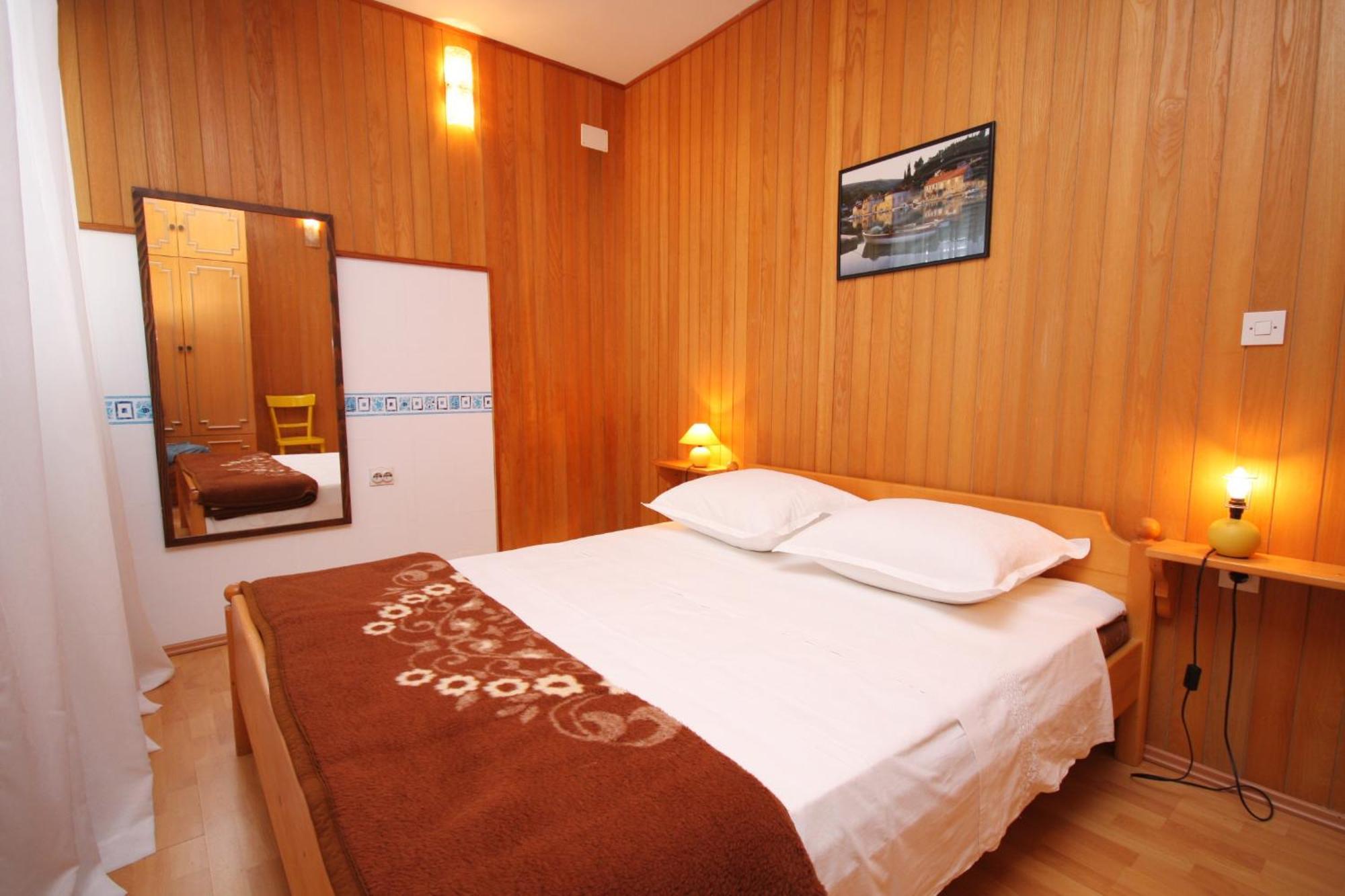Apartments By The Sea Jezera, Murter - 5063 Rom bilde